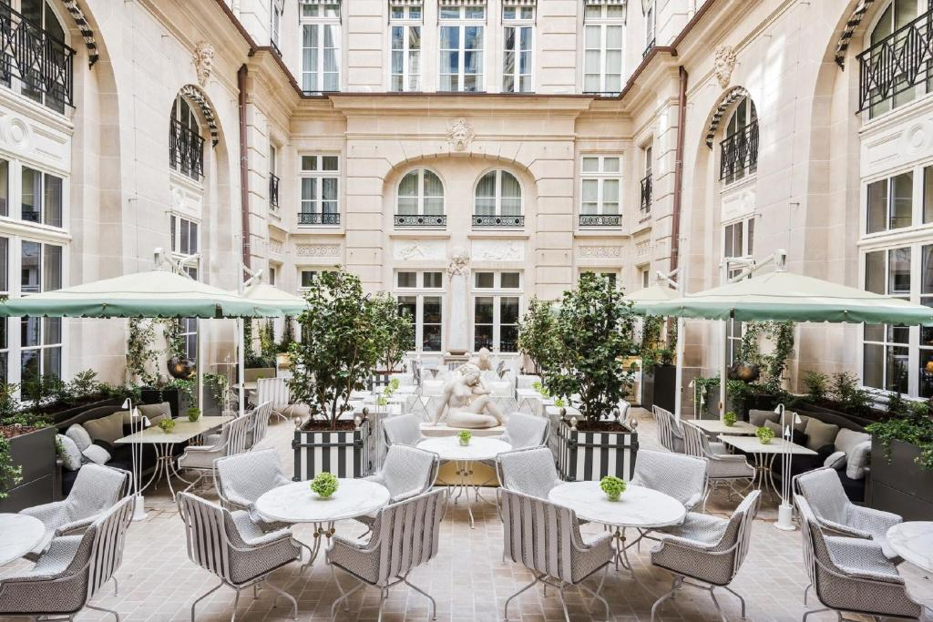 five star hotels with exceptional service 