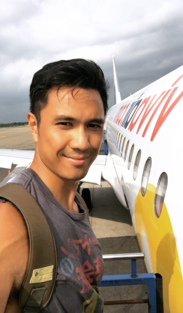 boarding vivacolombia budget airline colombia