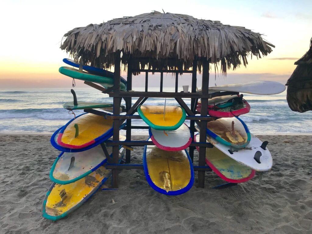 surfing san juan la union 