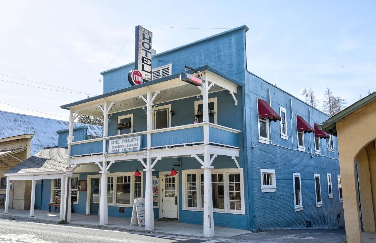 Gallery image of this property