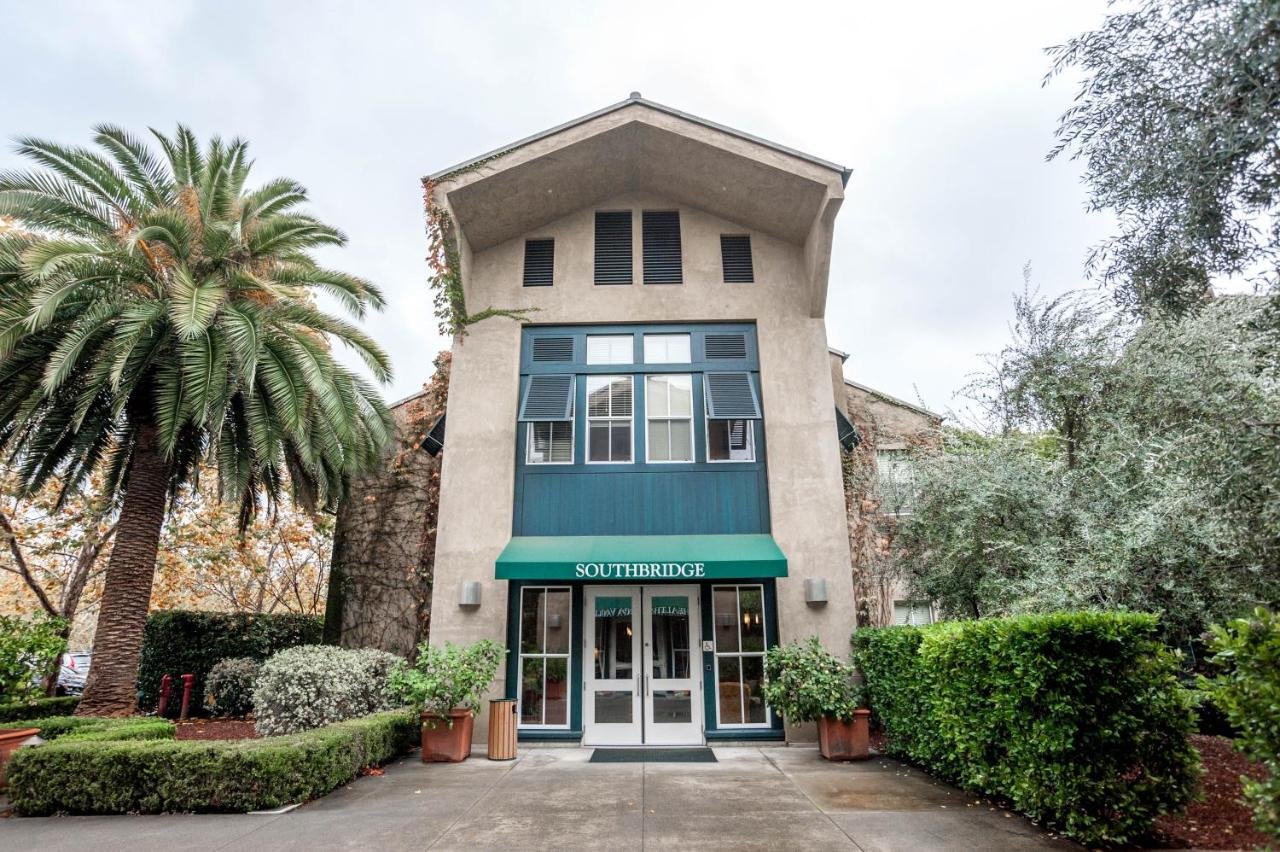 Gallery image of this property