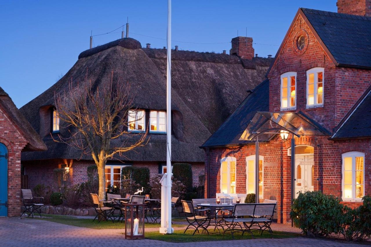 Gallery image of this property