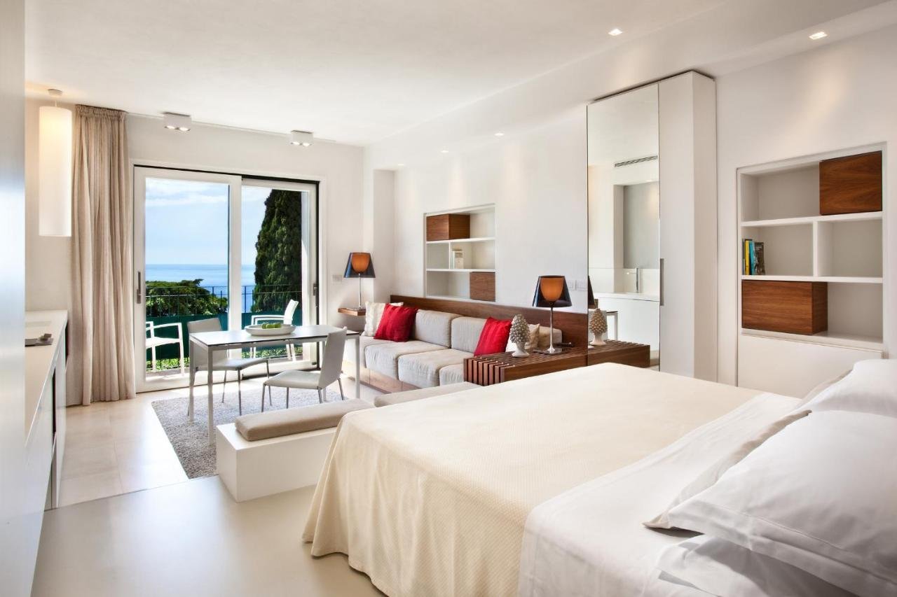 Gallery image of this property