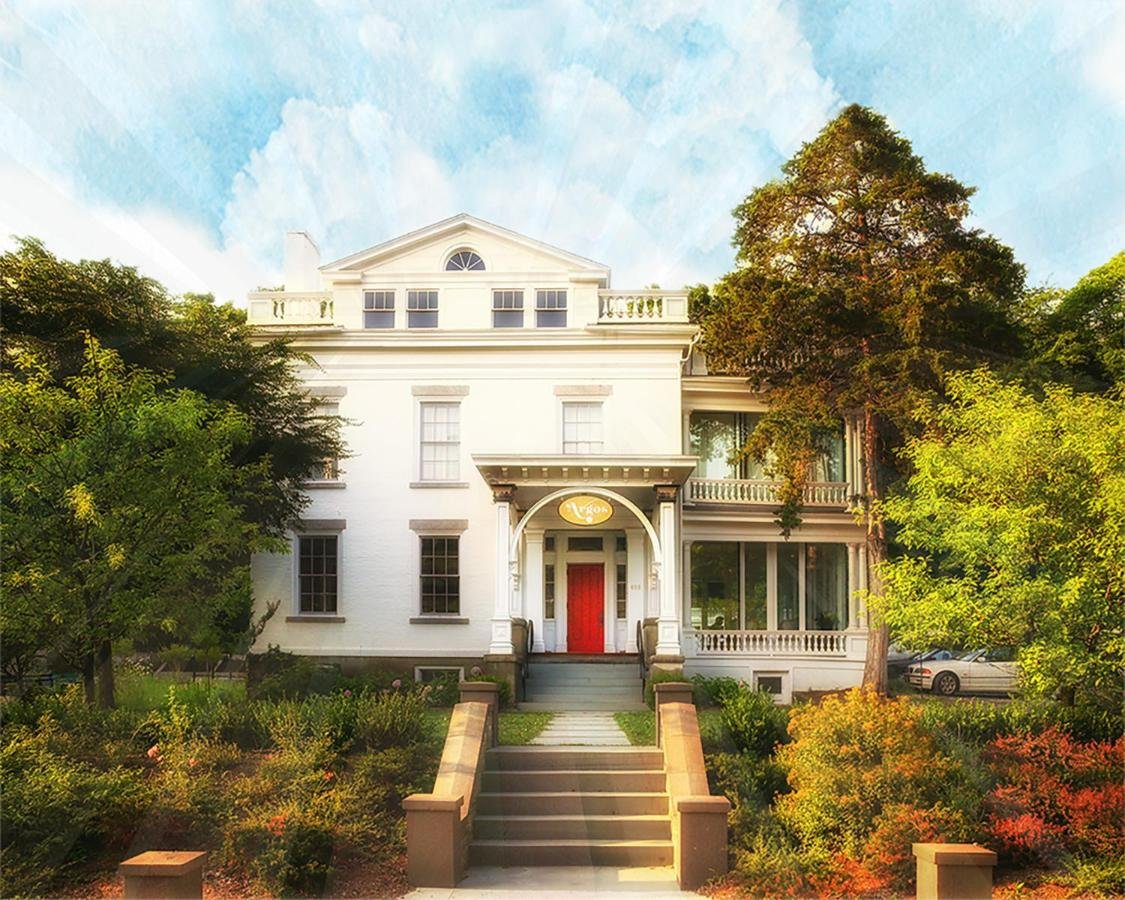 Gallery image of this property