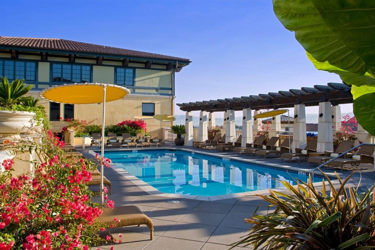 Gallery image of this property