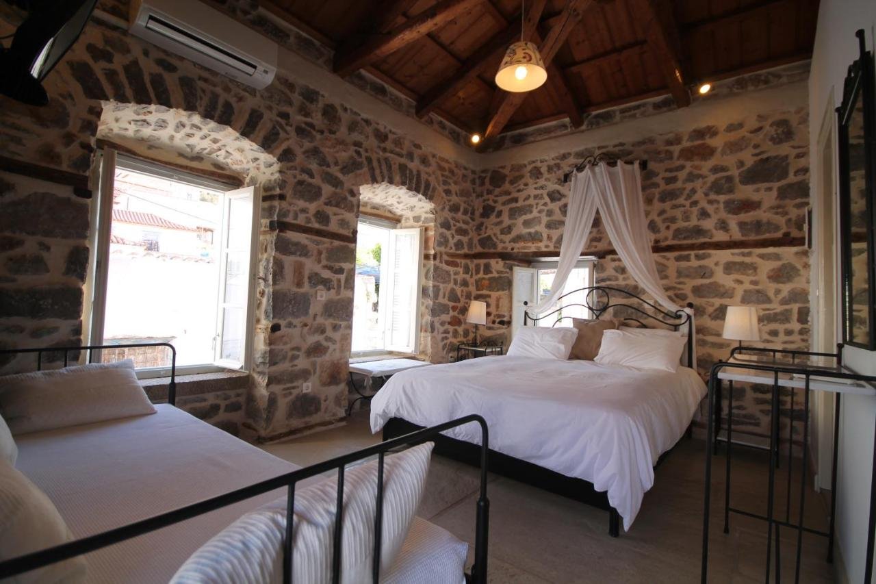 Gallery image of this property