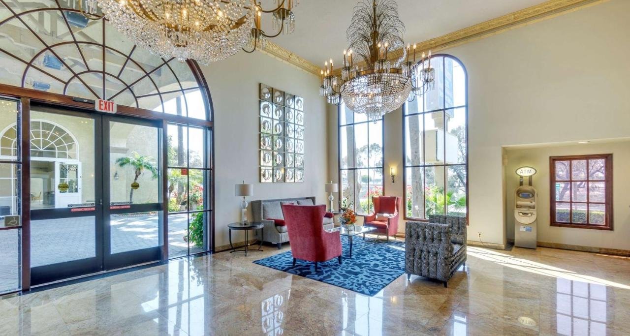 Gallery image of this property