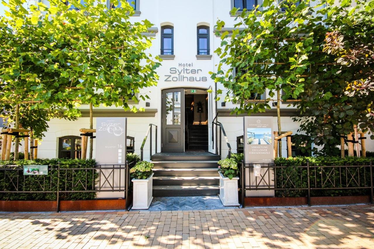 Gallery image of this property