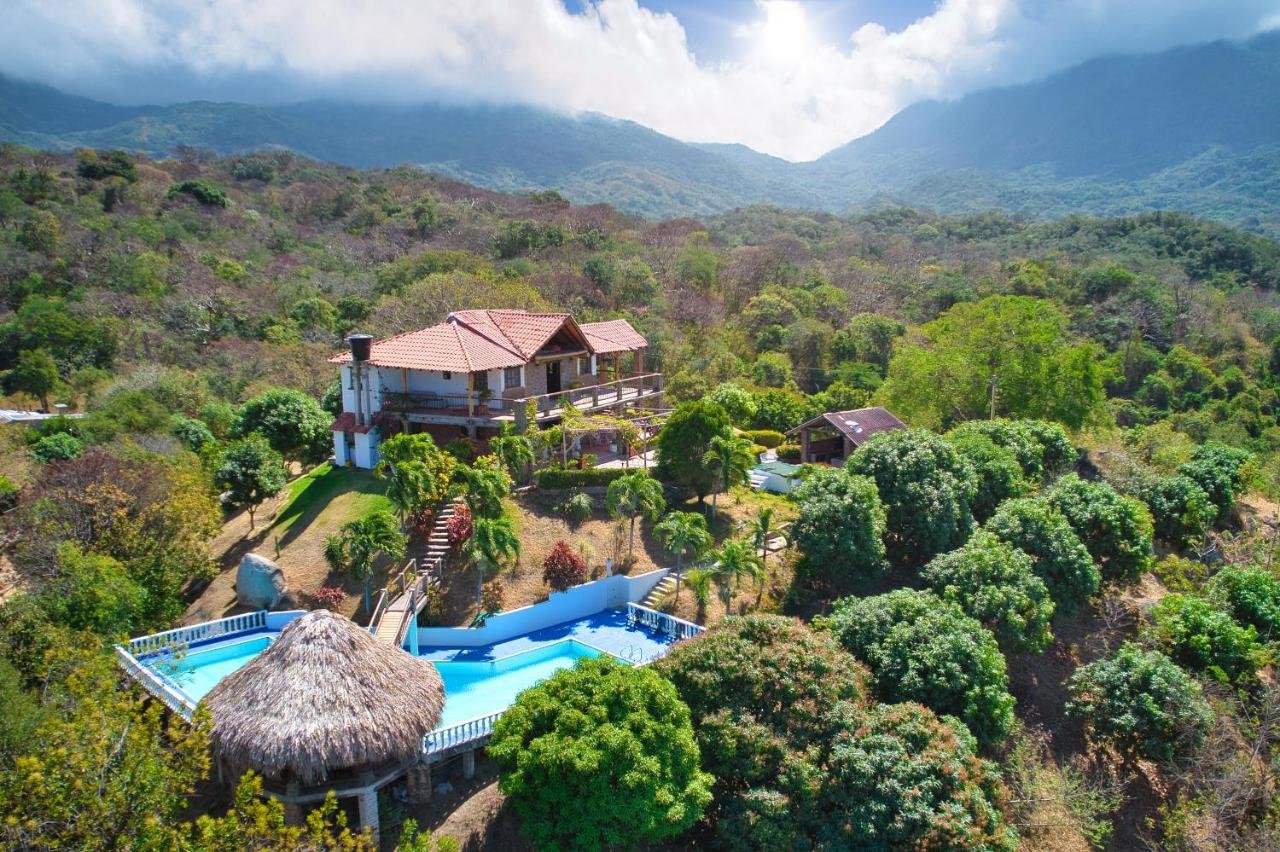 Gallery image of this property
