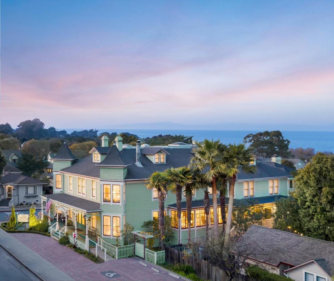 Gallery image of this property
