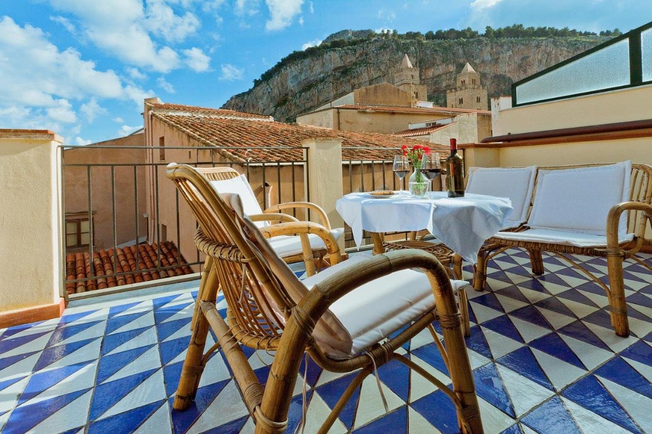Gallery image of this property