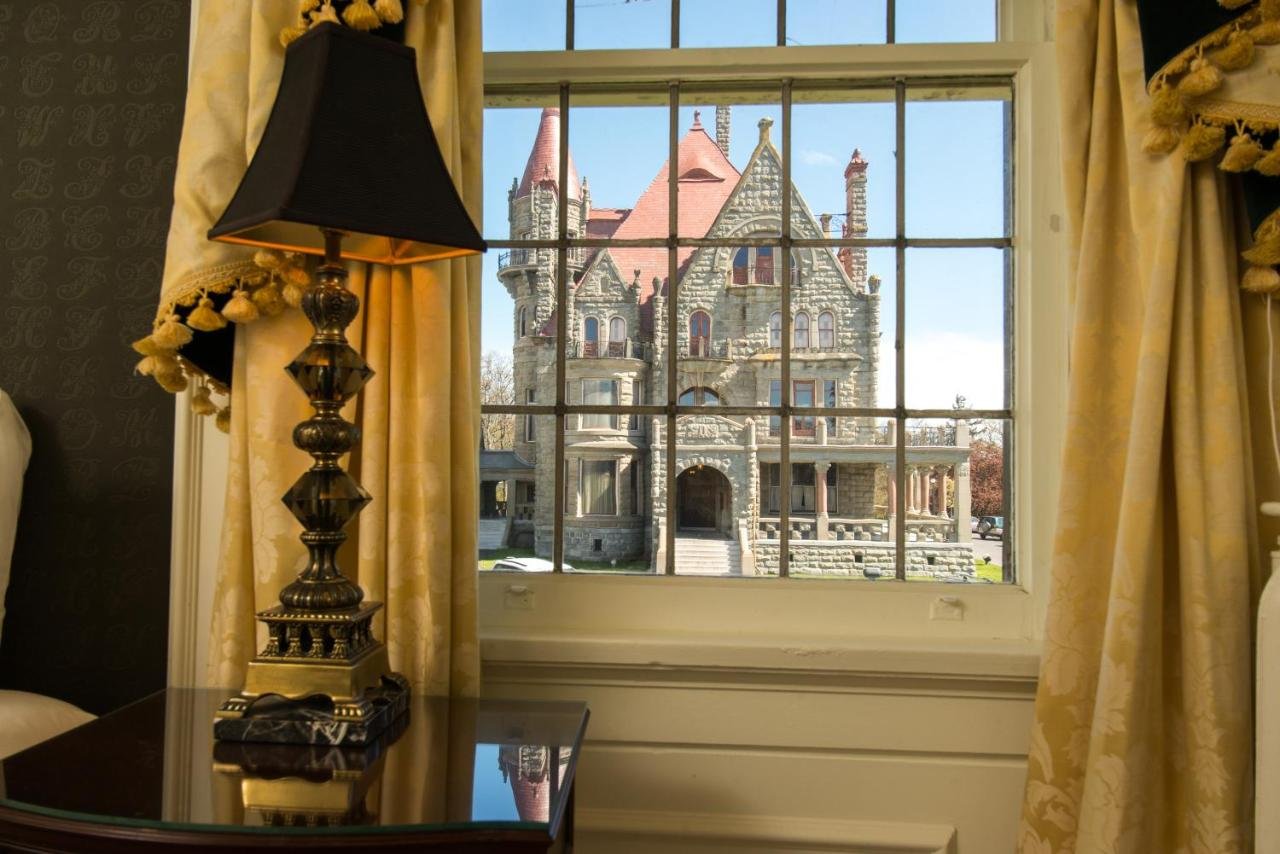 Gallery image of this property